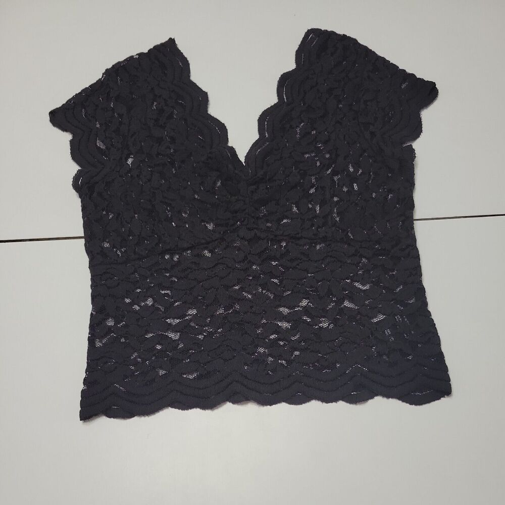 Shyanne Shirt Womens XS Blouse Black V Neck Flutter Sleeveless Lace Yellowstone